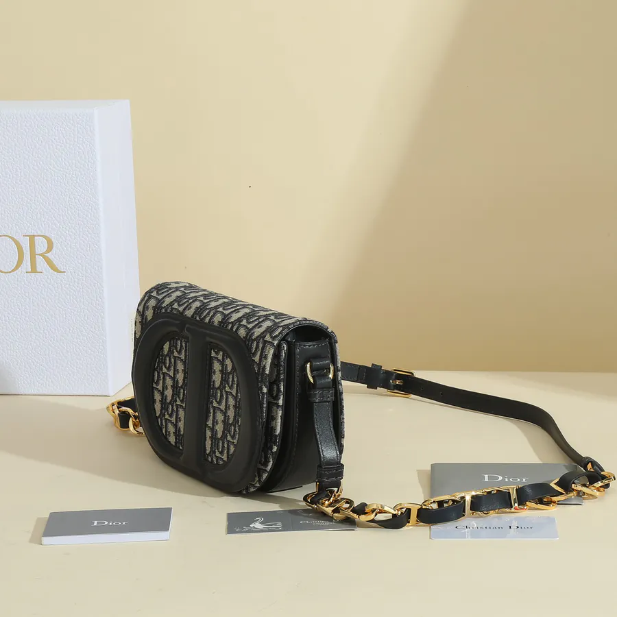 Signature Series Bucket Bag in Black Calfskin