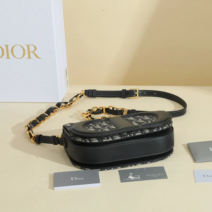 Signature Series Bucket Bag in Black Calfskin