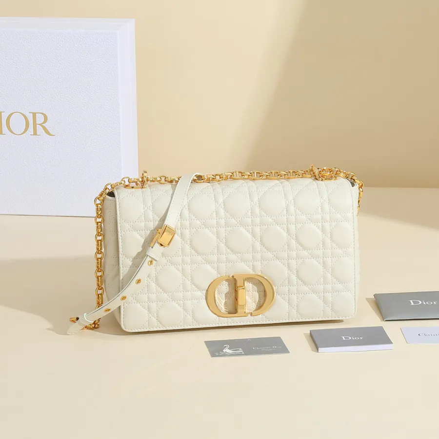 Caro Handbag in Grained Calfskin