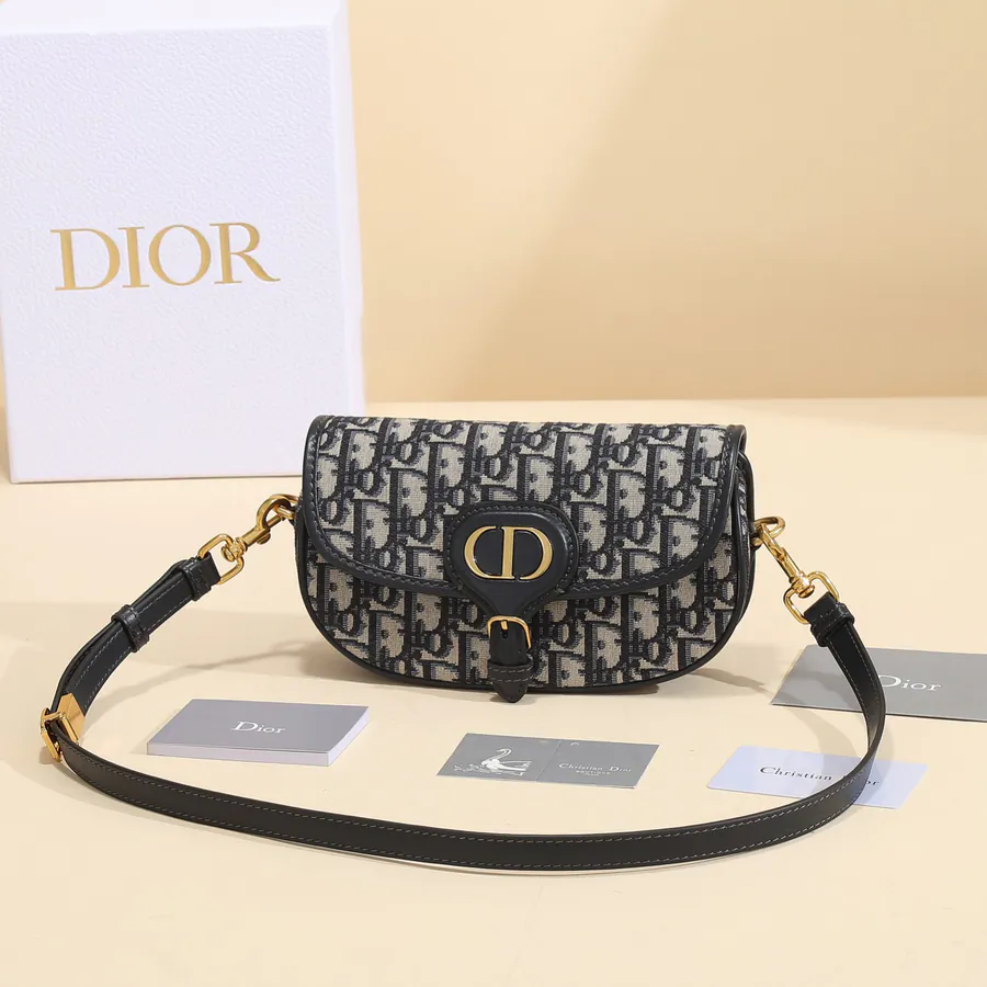 Bobby East West Underarm Bag 480
