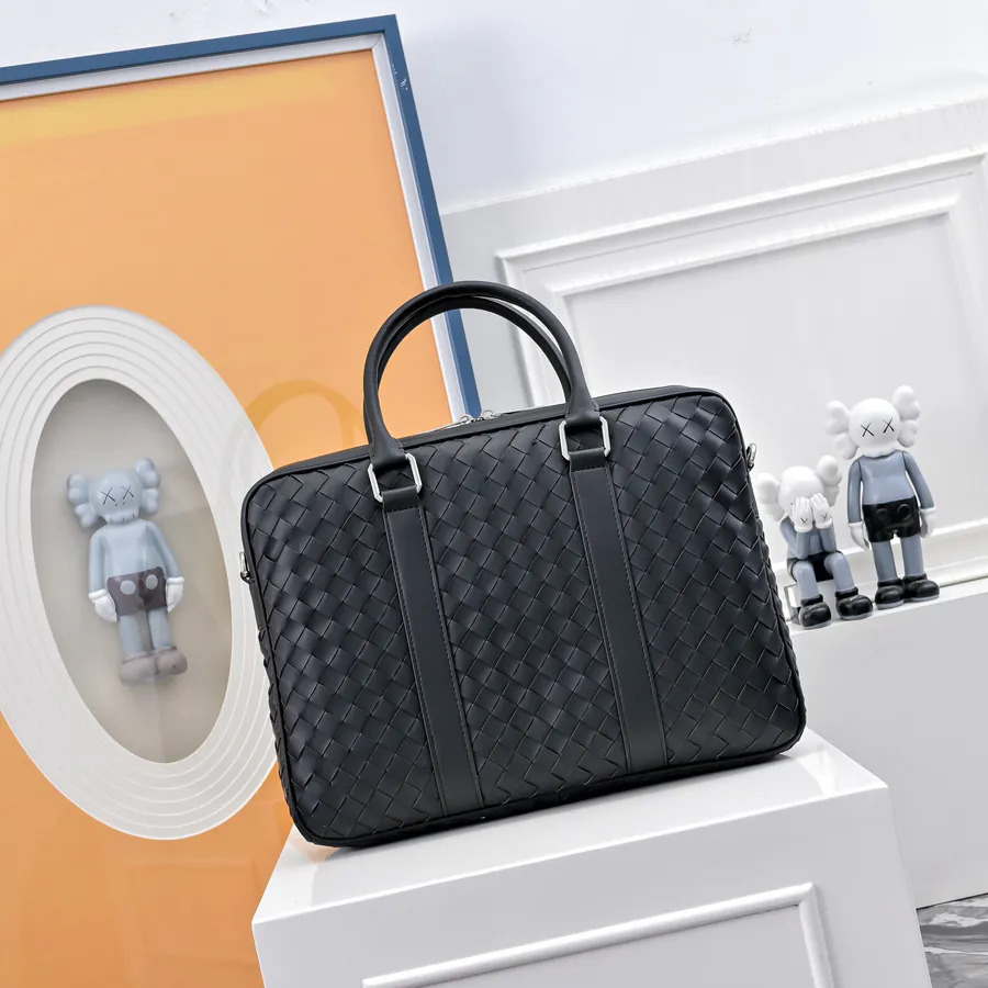 Bottega Veneta Latest Briefcase with Upgraded Design