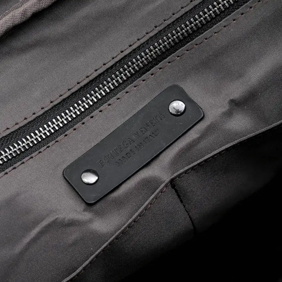 Bottega Veneta Latest Briefcase with Premium Leather