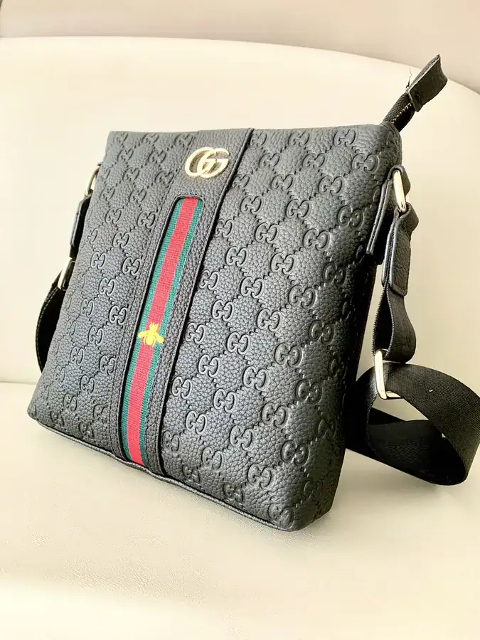 Gucci Men's Premium Handbag Original Leather