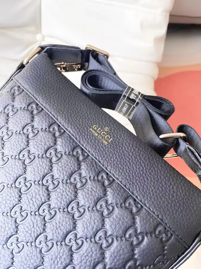 Gucci Men's Premium Handbag Original Leather, Classic Style