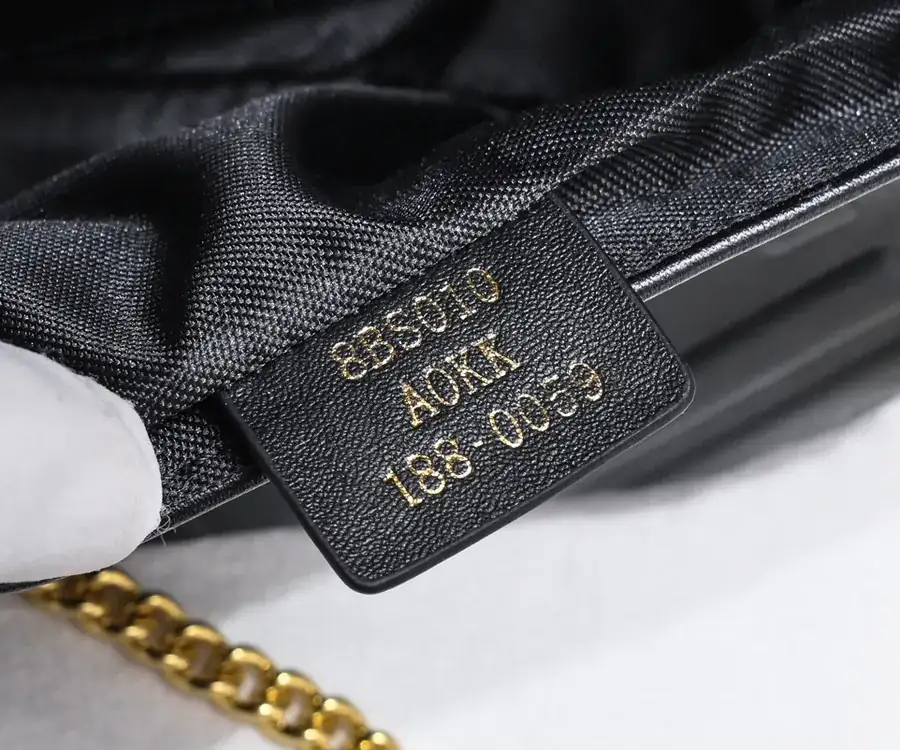 F Family 19 Baguette Series Handbag