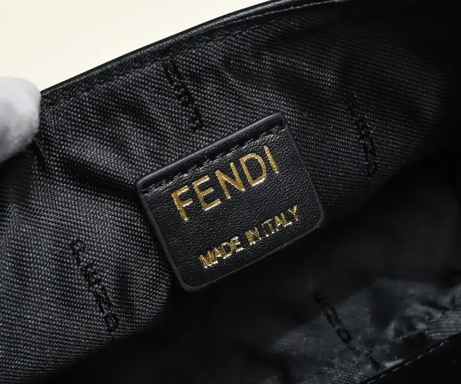 F Family 19 Baguette Series Handbag
