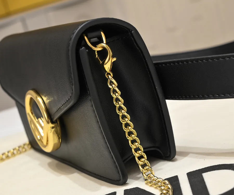 FENDI Chain Bucket Bag in Mocha Calfskin