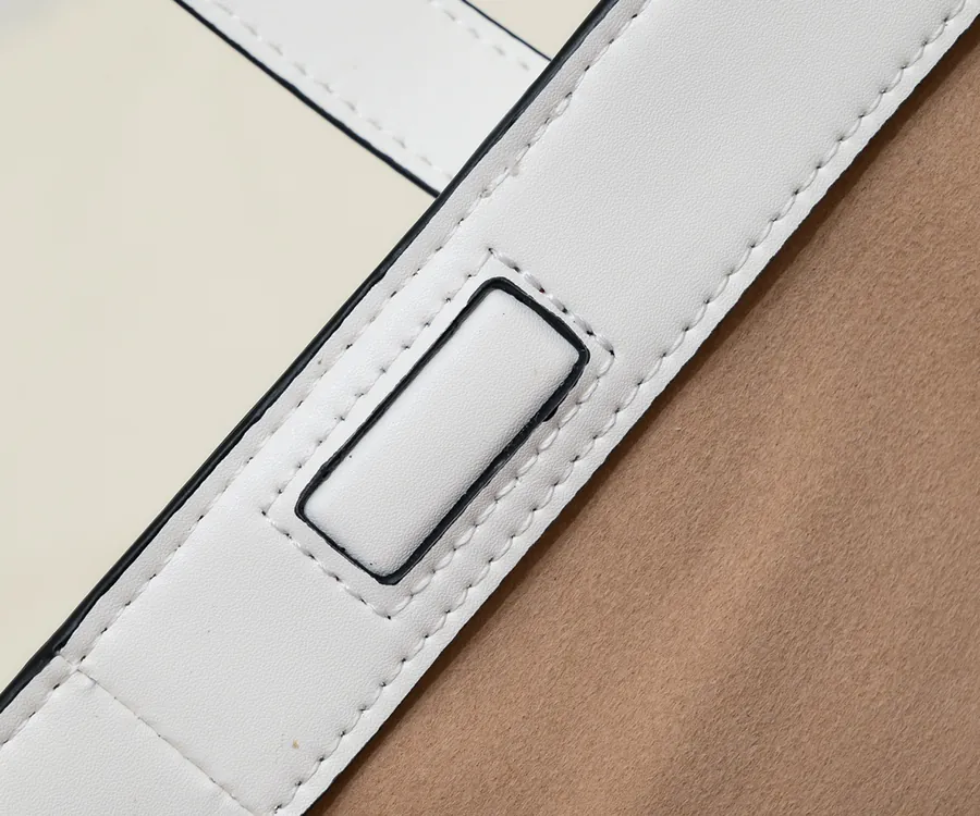 FENDI 2023秋冬折纸魔术包 可变Tote/水桶包
