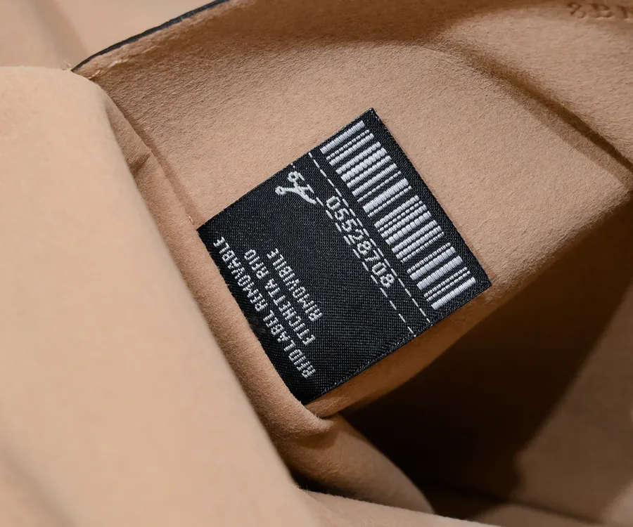 FENDI 2023秋冬折纸魔术包 可变Tote/水桶包