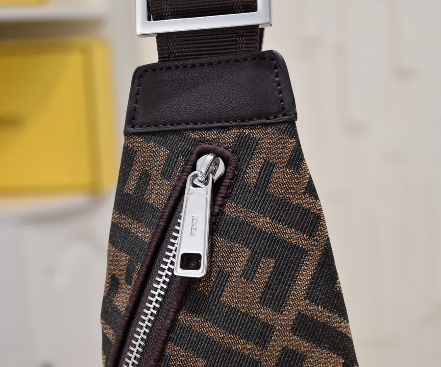 FENDI Conical Shoulder Bag in Full Grain Leather