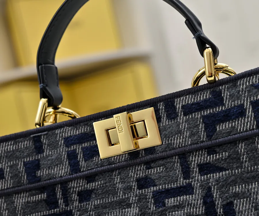 Fendi Peekaboo Handbag Classic Design, Signature Twist Lock