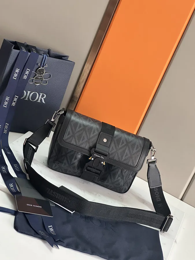 Hit the Road Handbag with Shoulder Strap Modern Style, Marc Bohan Design