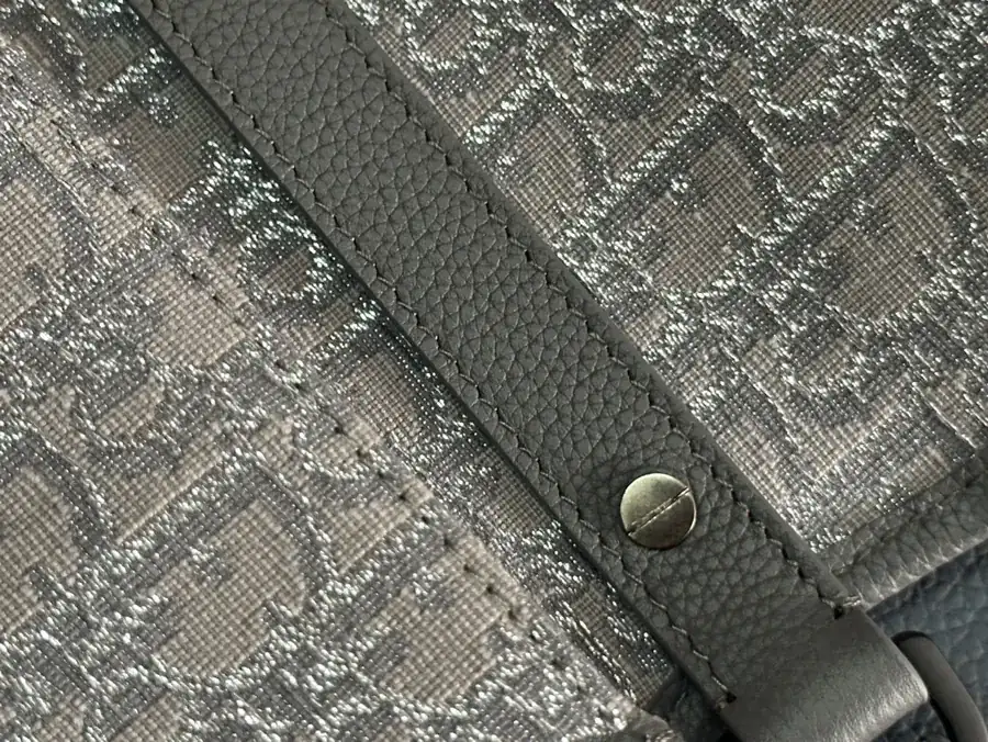 Gallop Messenger Bag Season New, Minimalist Design, Leather Details