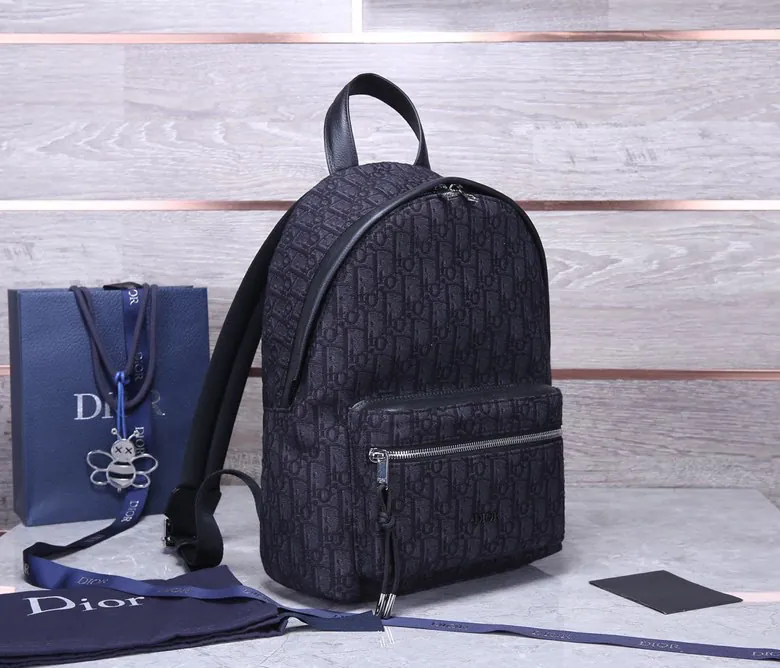 DIO.R Oblique 2021 Small Shoulder Bag