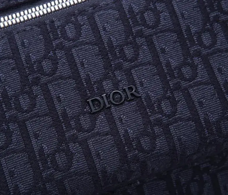 DIO.R Oblique 2021 Small Shoulder Bag