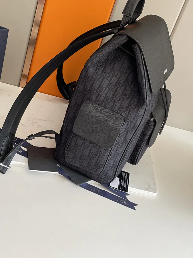 DIOR Saddle Shoulder Bag with Oblique Print and Grained Calfskin Details