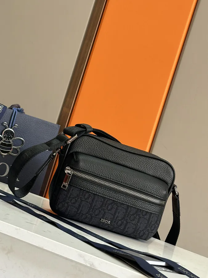Rider 2.0 Zip Wallet Messenger Bag Mini Size