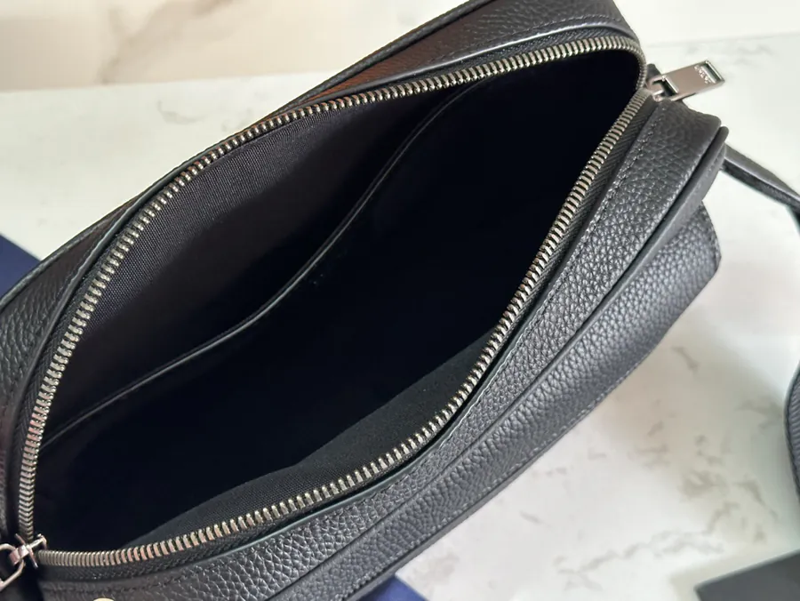 Rider 2.0 Zip Messenger Bag Autumn 2024 Men's Collection