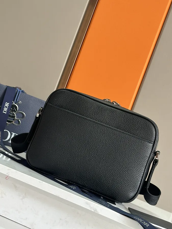 Rider 2.0 Zip Messenger Bag Autumn 2024 Men's Collection