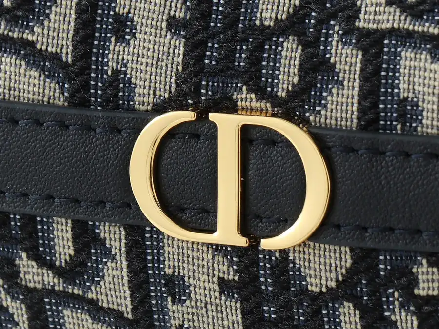 30 Montaigne Mini Crossbody Wallet Bag in Blue