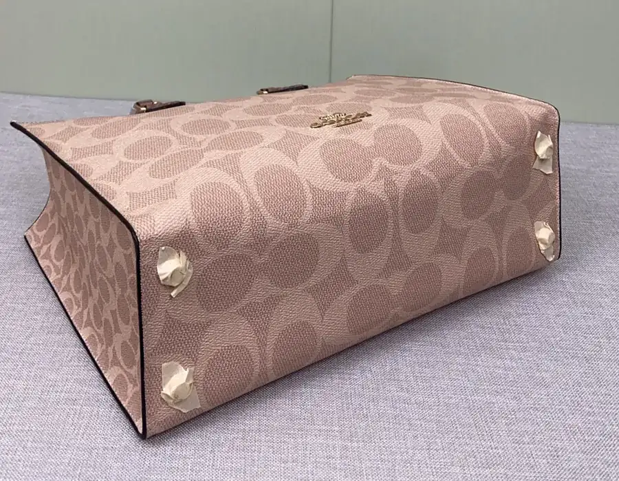 Maggie Tote by CY677 Sleek Design, Versatile Style