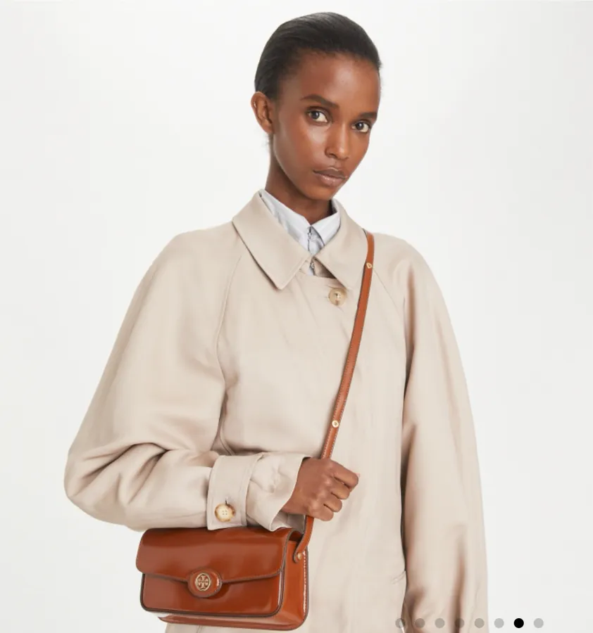 Tory Burch Robinson Bucket Bag Classic Vintage Style
