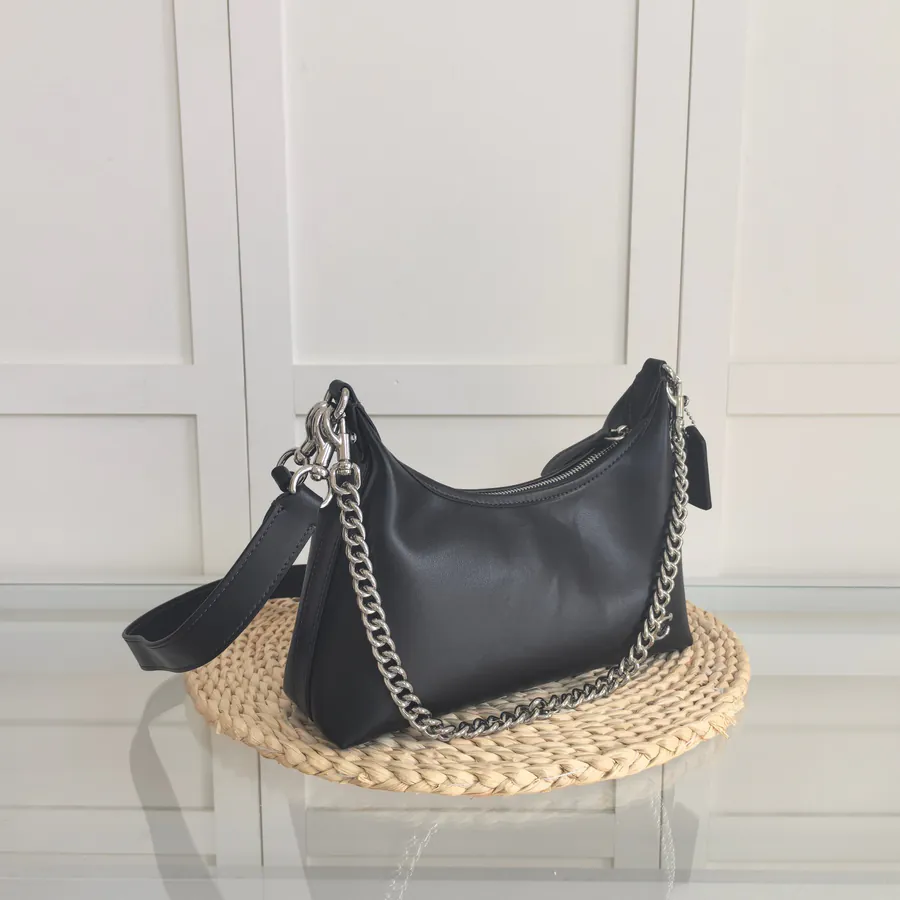 COACH JULIET 25 Shoulder Bag Minimalist Elegance