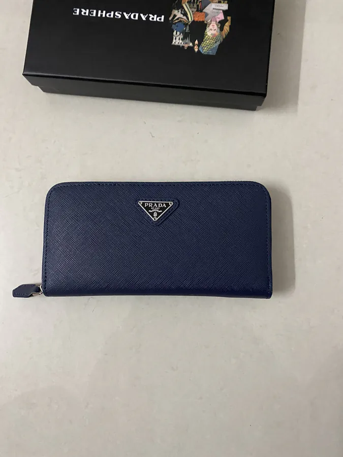 Classic Single Zip Wallet in Blue Italian Cross Grain Calfskin