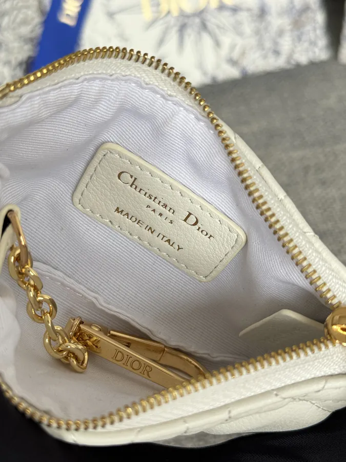 2024 Spring Caro Key Clip Wallet Elegant and Practical