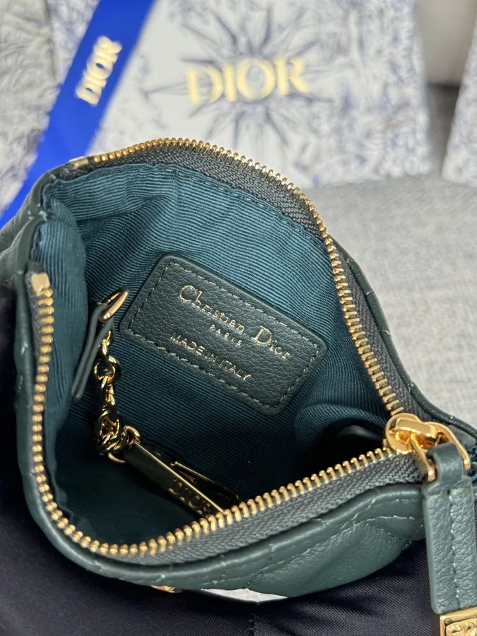 2024 Caro Key Clip Wallet Elegant and Practical