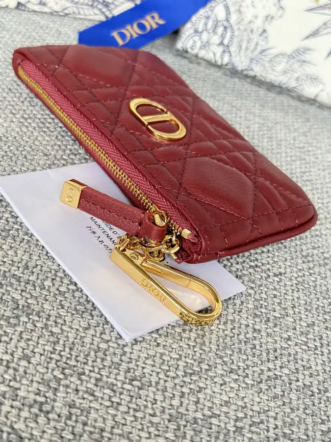 2024 Caro Key Clip Wallet Elegant and Practical