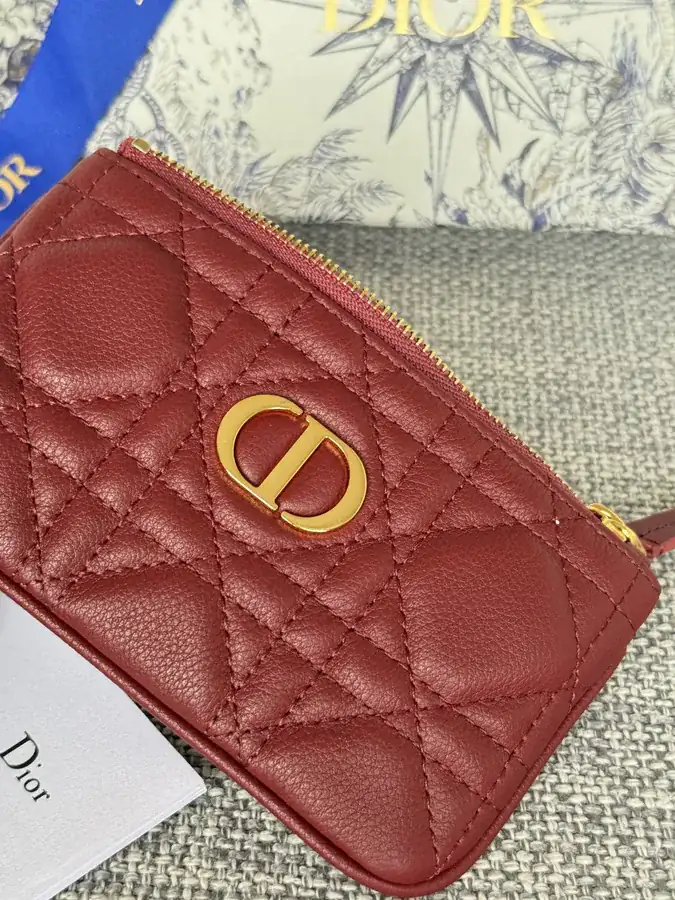 2024 Caro Key Clip Wallet Elegant and Practical