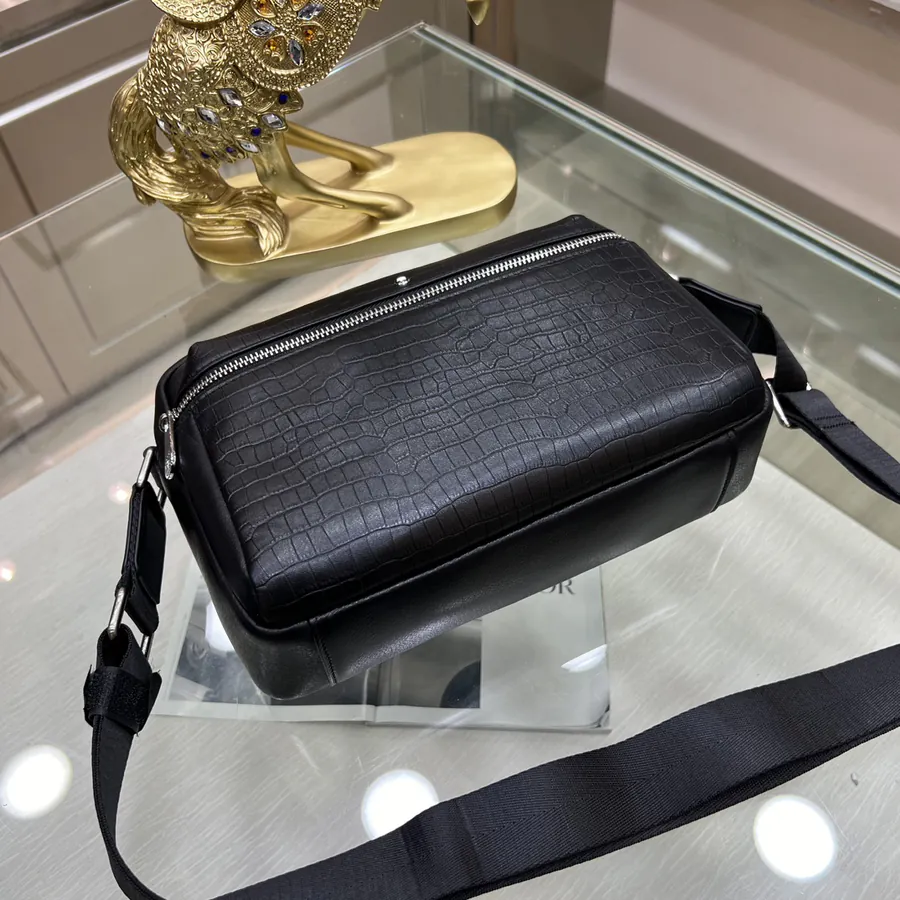 Montblanc International Crafted Shoulder Bag Modern Style