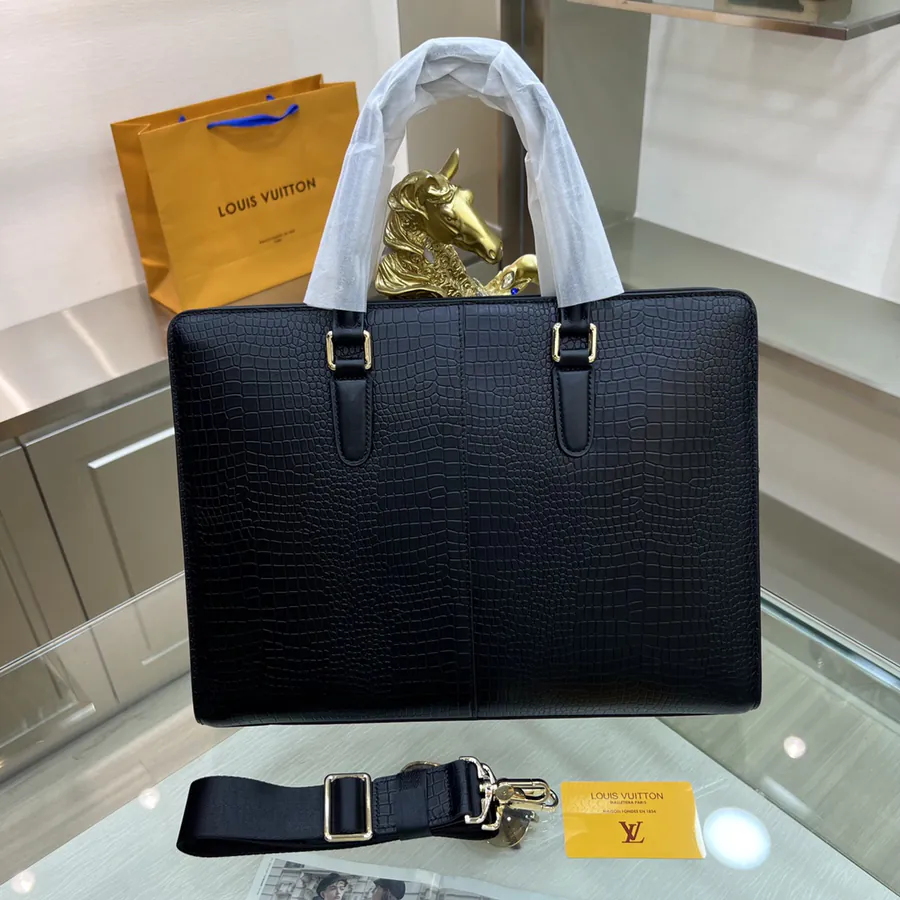 LOUIS VUITTON New Briefcase Classic Design, Premium Quality