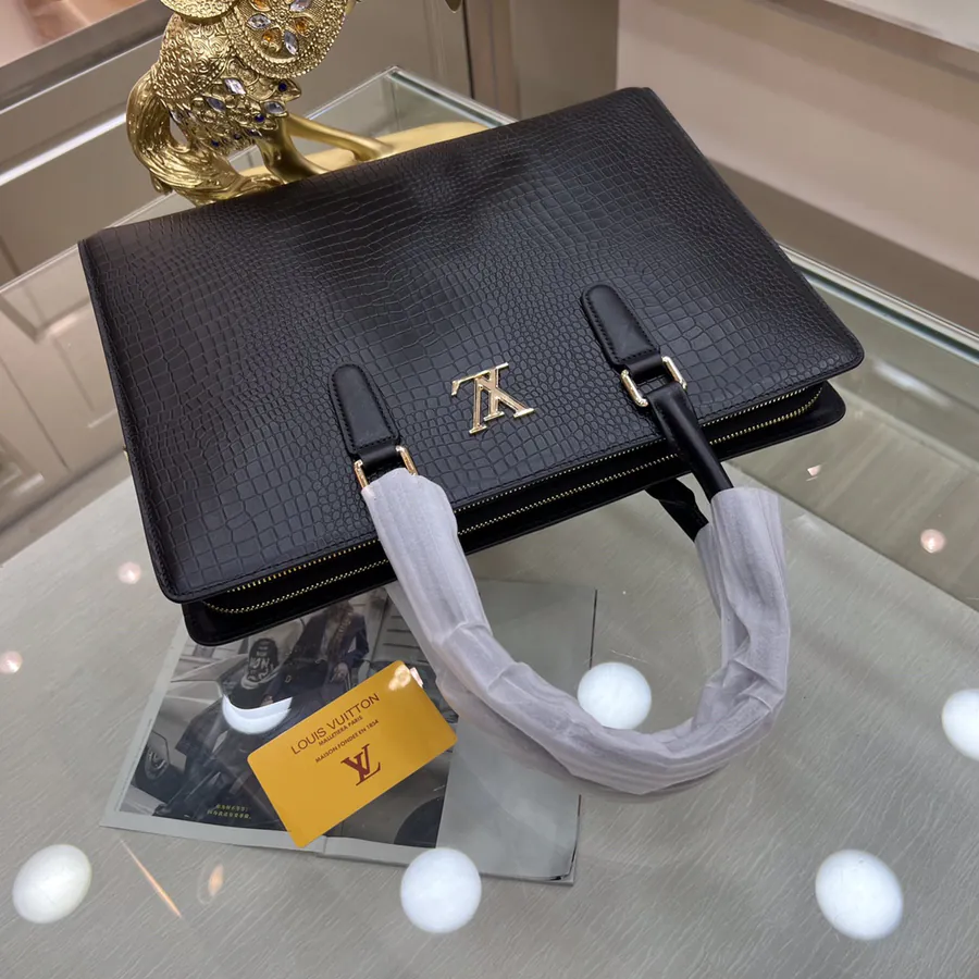LOUIS VUITTON New Briefcase Classic Design, Premium Quality