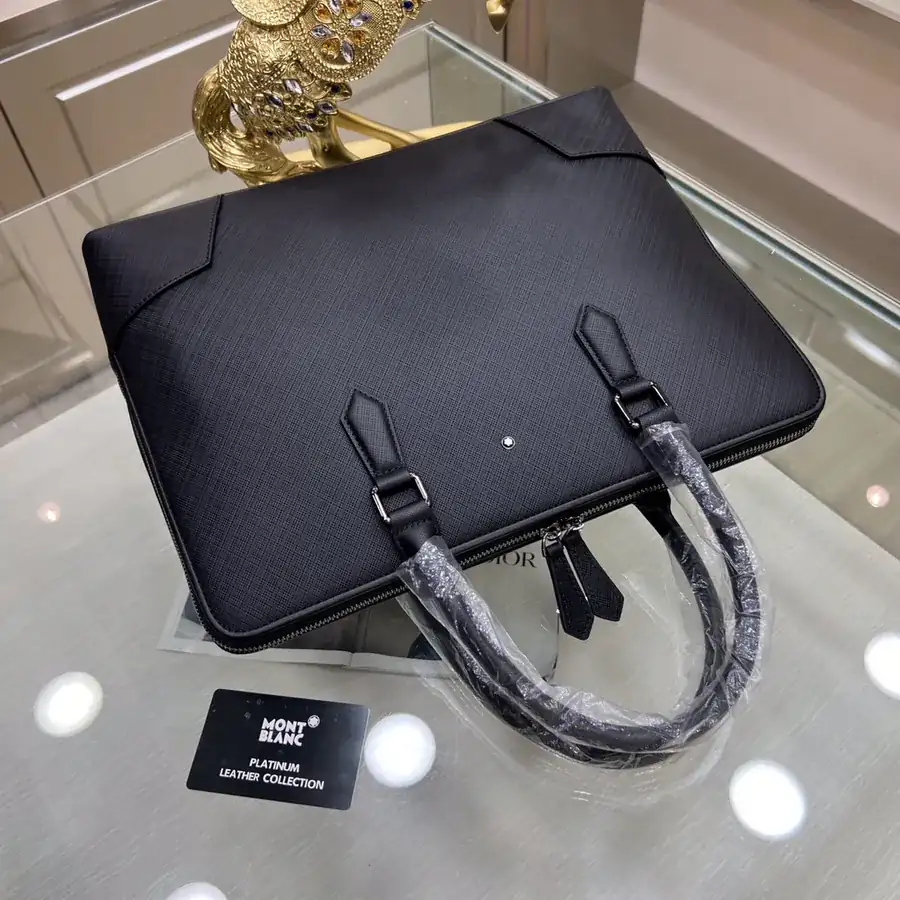 Montblanc International Bucket Bag with Premium Grain Leather