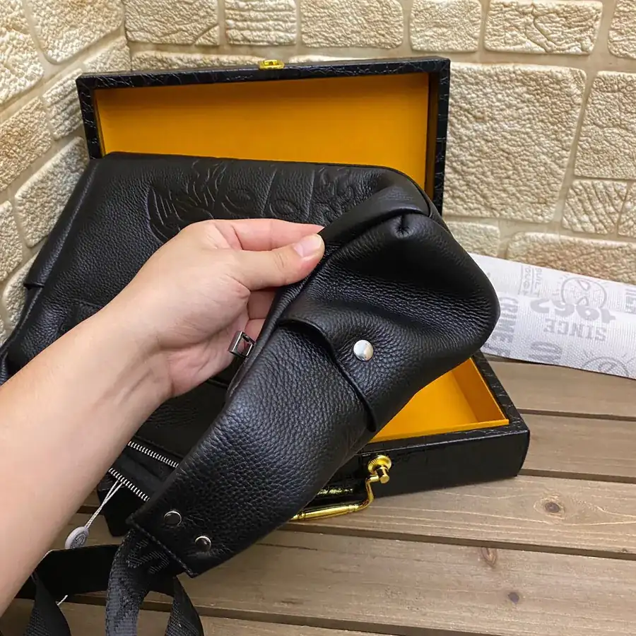 GIANNI Men's Statement Crossbody Bag Premium Leather, Unique Design