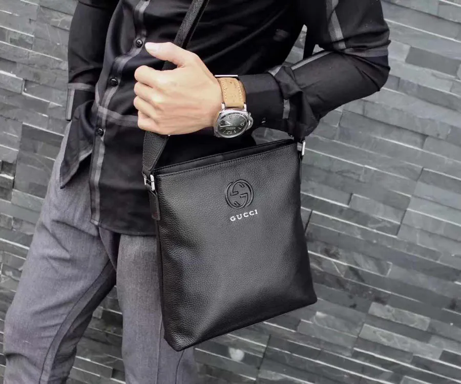 Gucci Bucket Bag with Logo Print