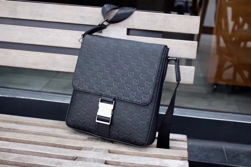 Gucci Bucket Bag 33065 2
