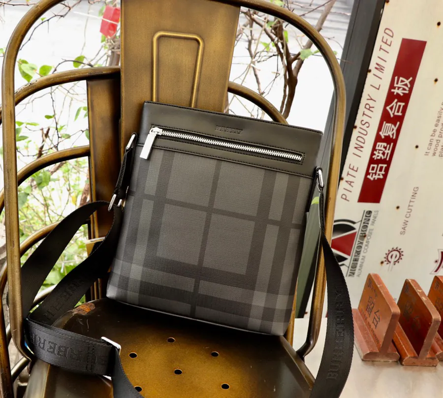 Burberry Exclusive New Handbag
