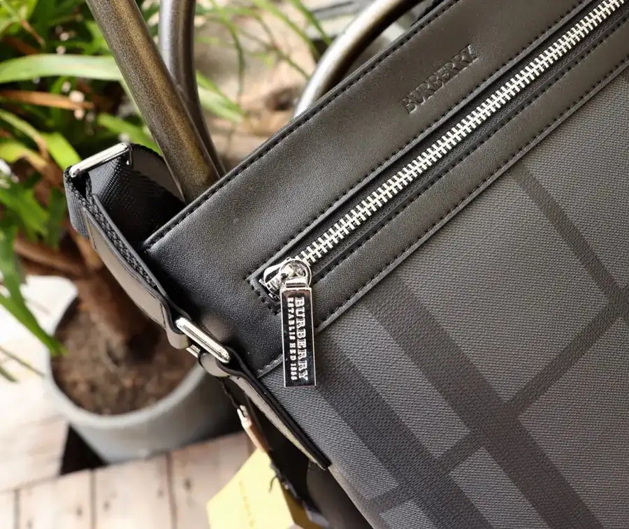 Burberry Exclusive New Handbag
