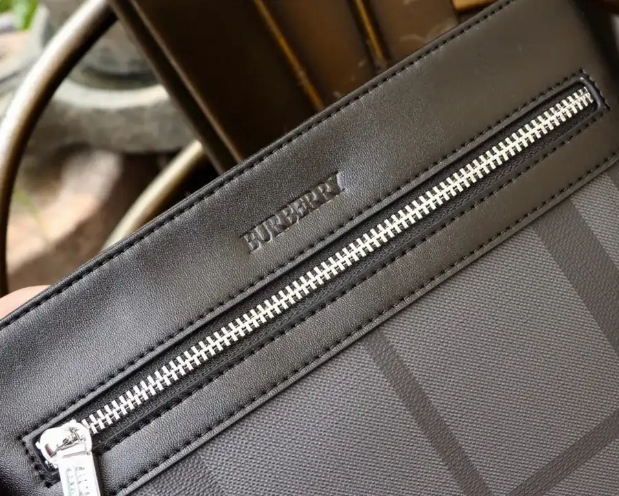 Burberry Exclusive New Handbag