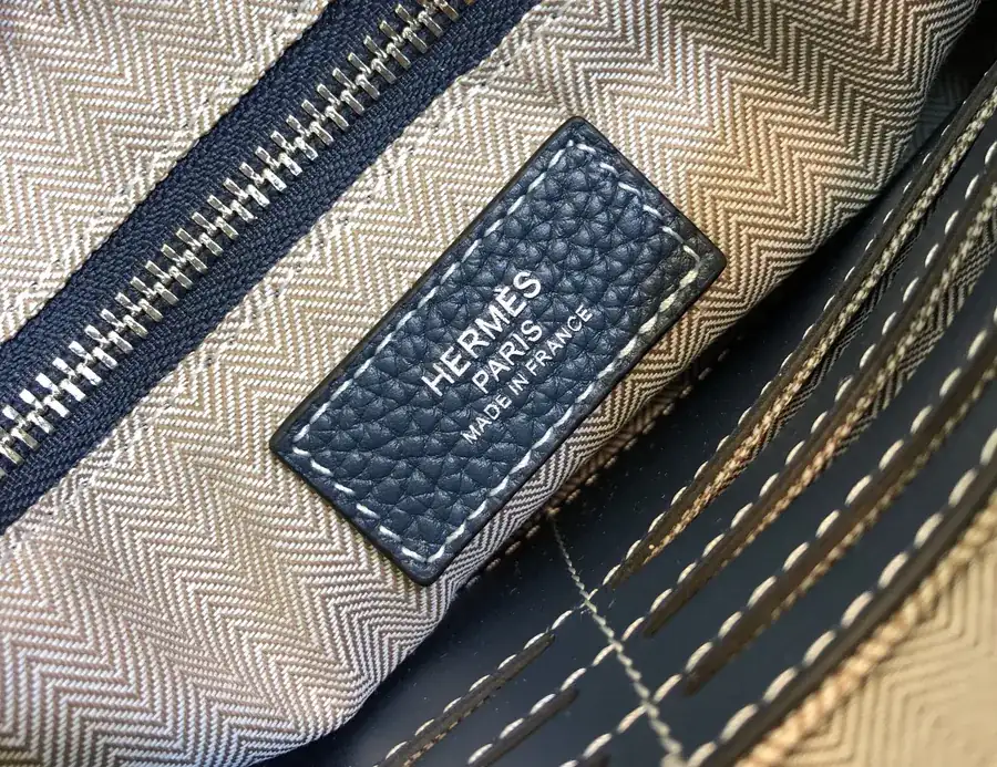H Family Latest Men's Password Lock Handbag