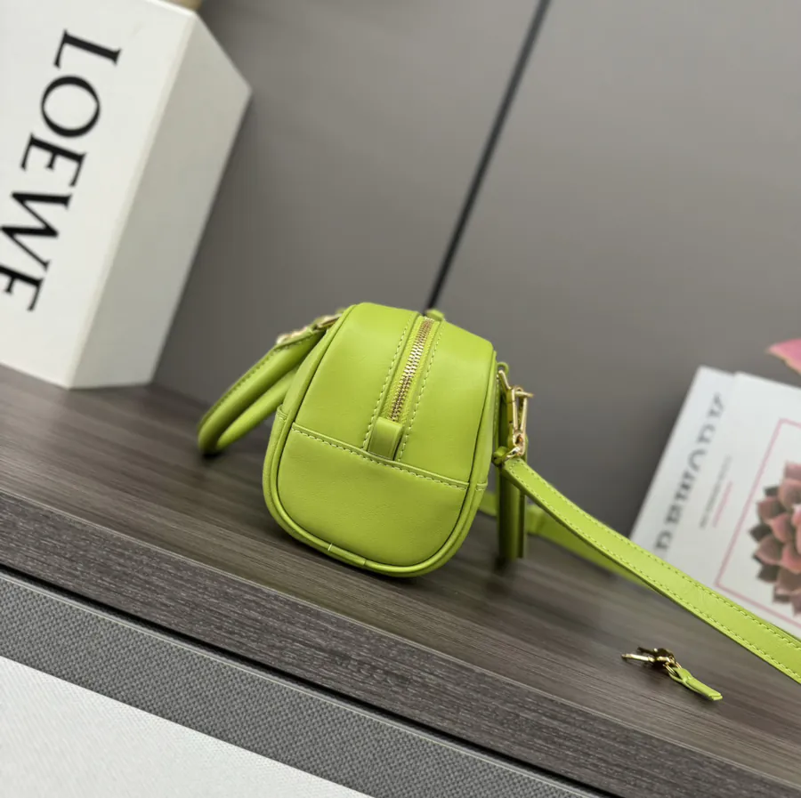 Mini Amazona 23 Cropped Handbag Bowling Bag