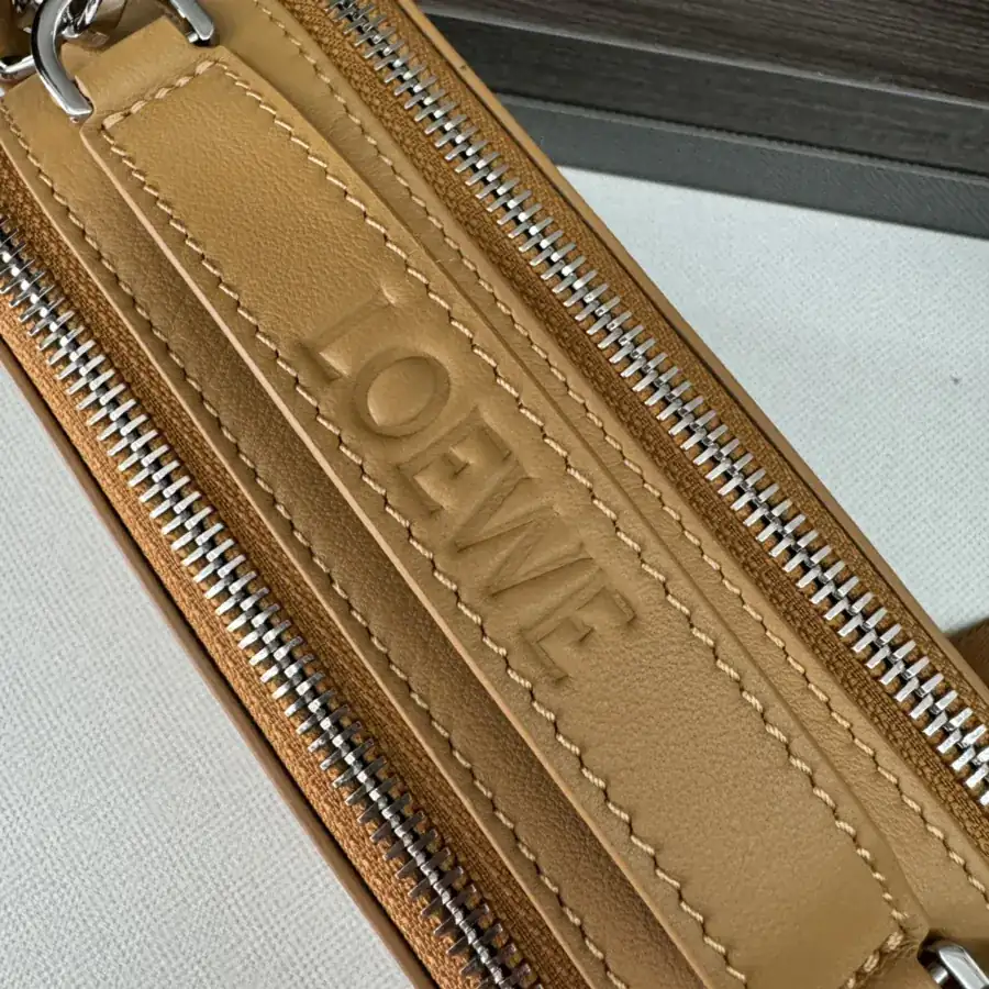 Lwew New Mini Crossbody Camera Bag