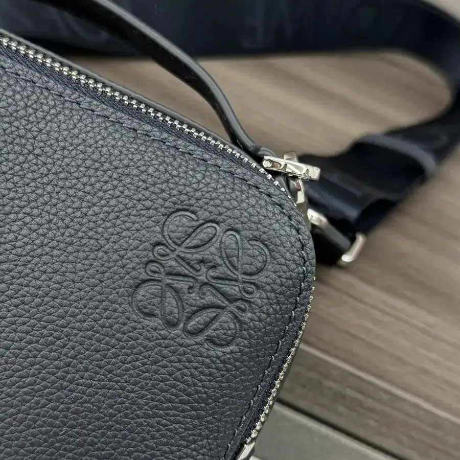 Lewitt New Multi Functional Mini Crossbody Camera Bag
