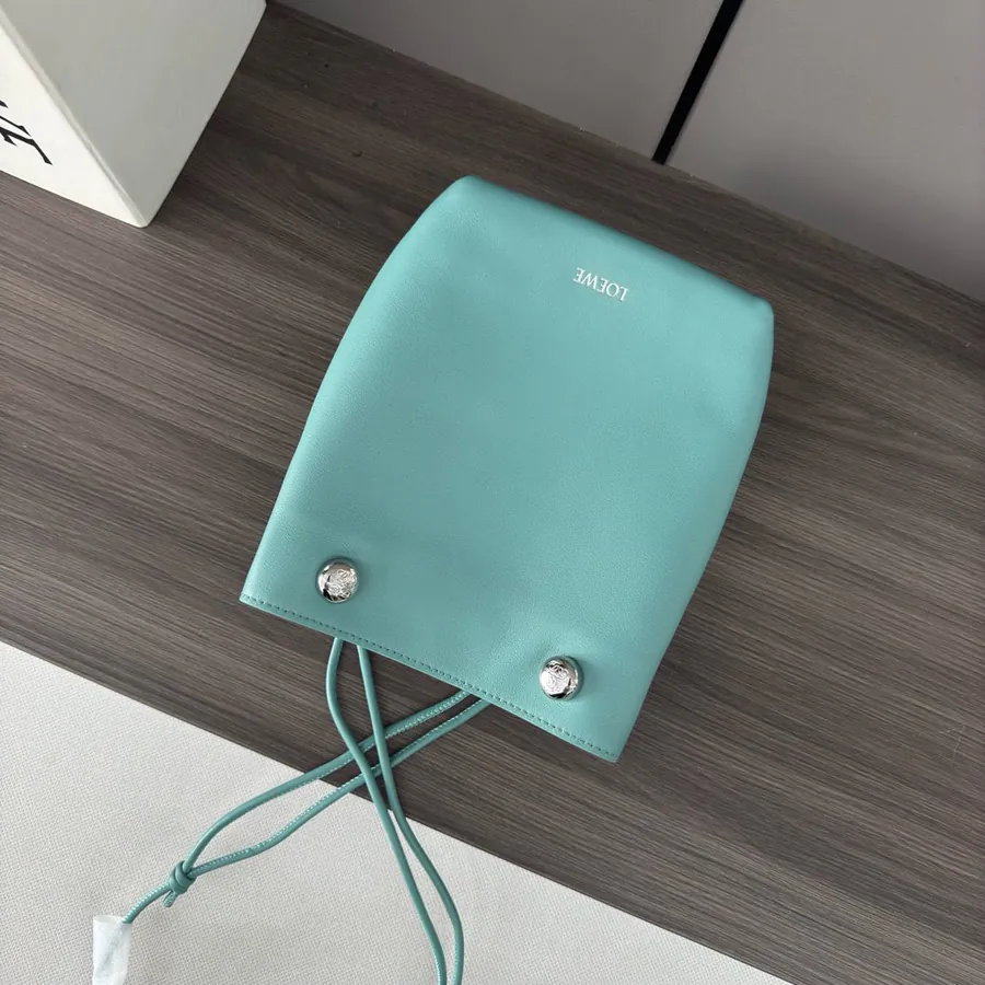 LOEWÉ Smooth Calfskin Pebble Tote