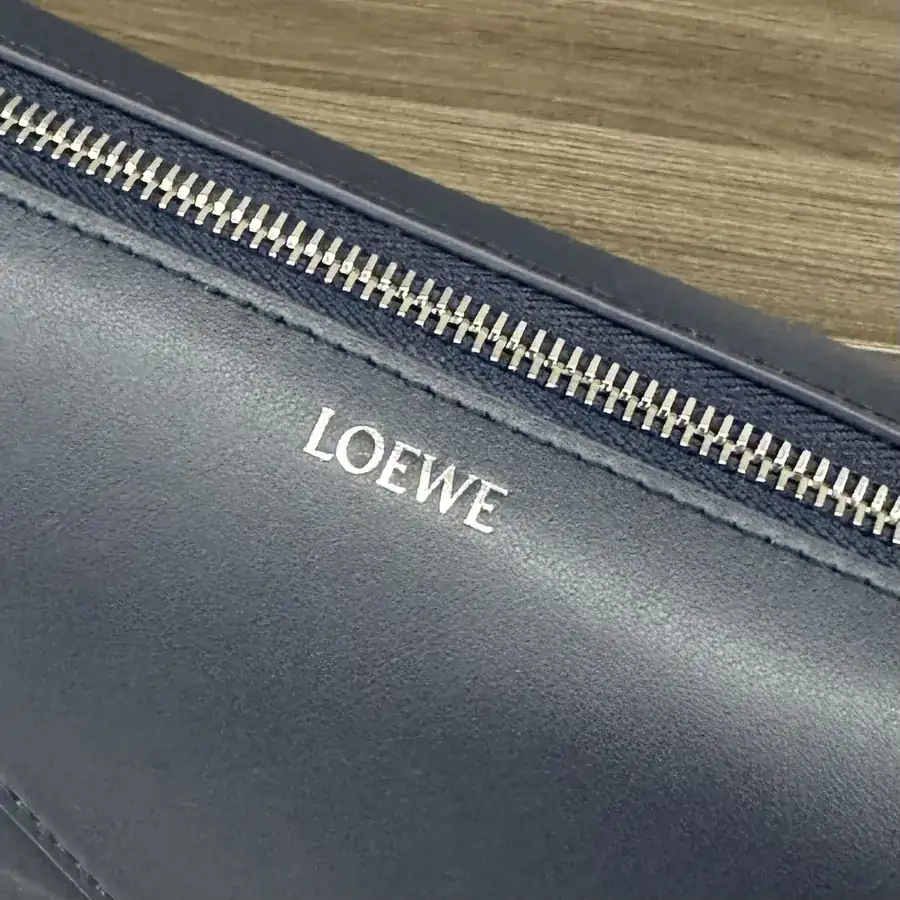 LO℮w℮ New Puzzle Fold Inspired Washbag