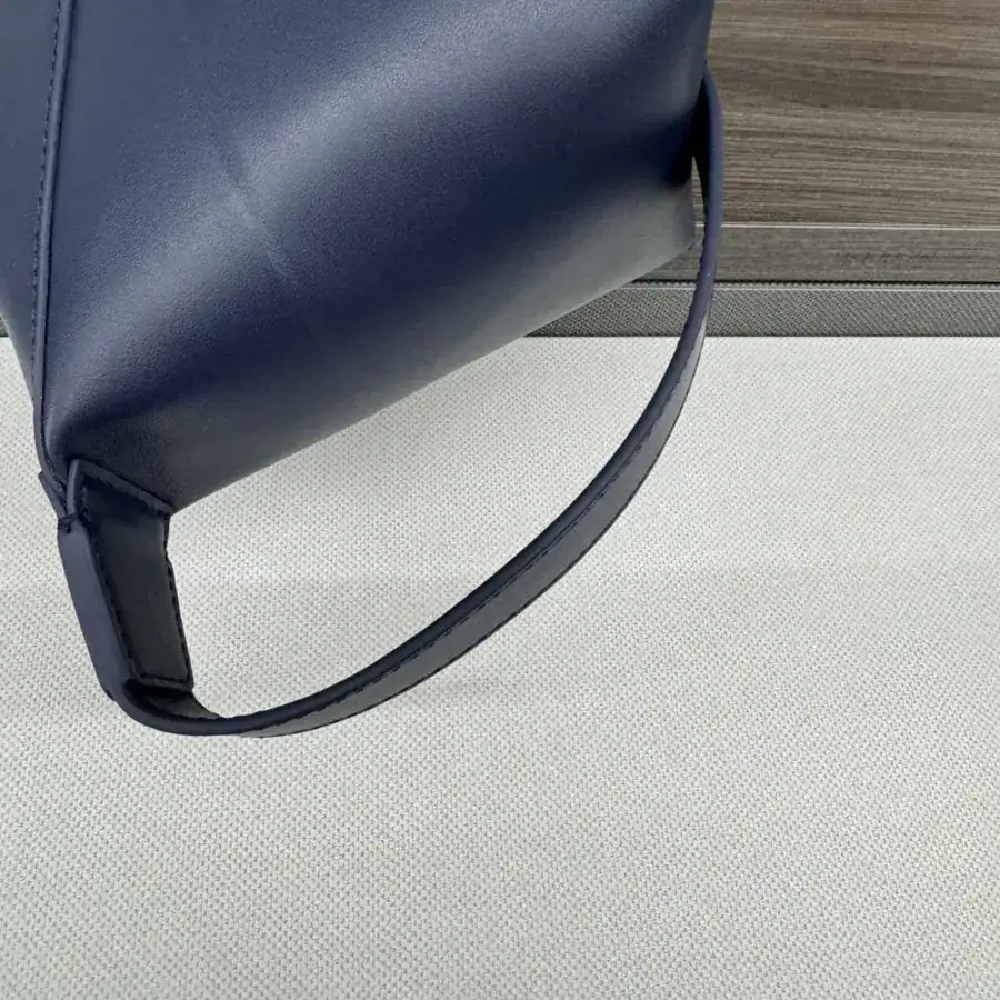 LO℮w℮ New Puzzle Fold Inspired Washbag