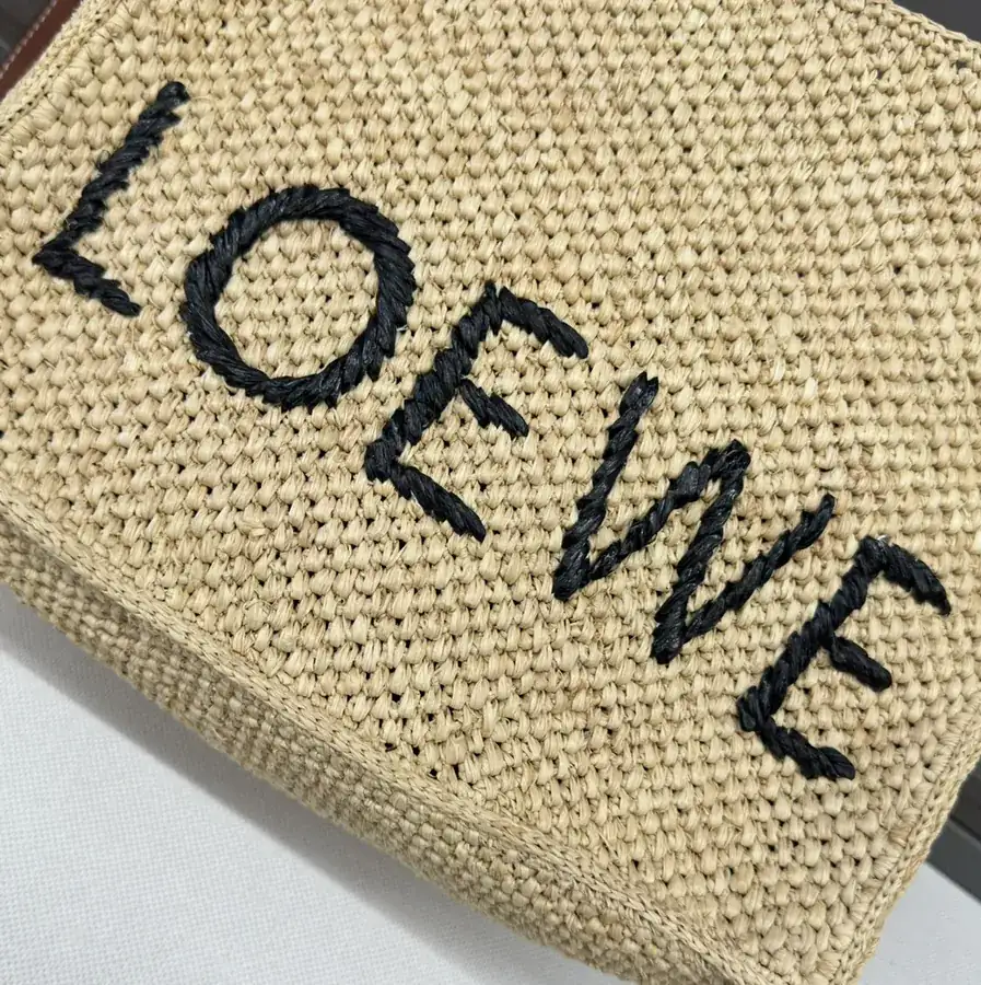 LOE*WE Font Tote Medium Size